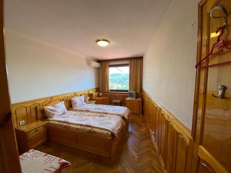 Hotel Comfort Veliko Tarnovo Luaran gambar