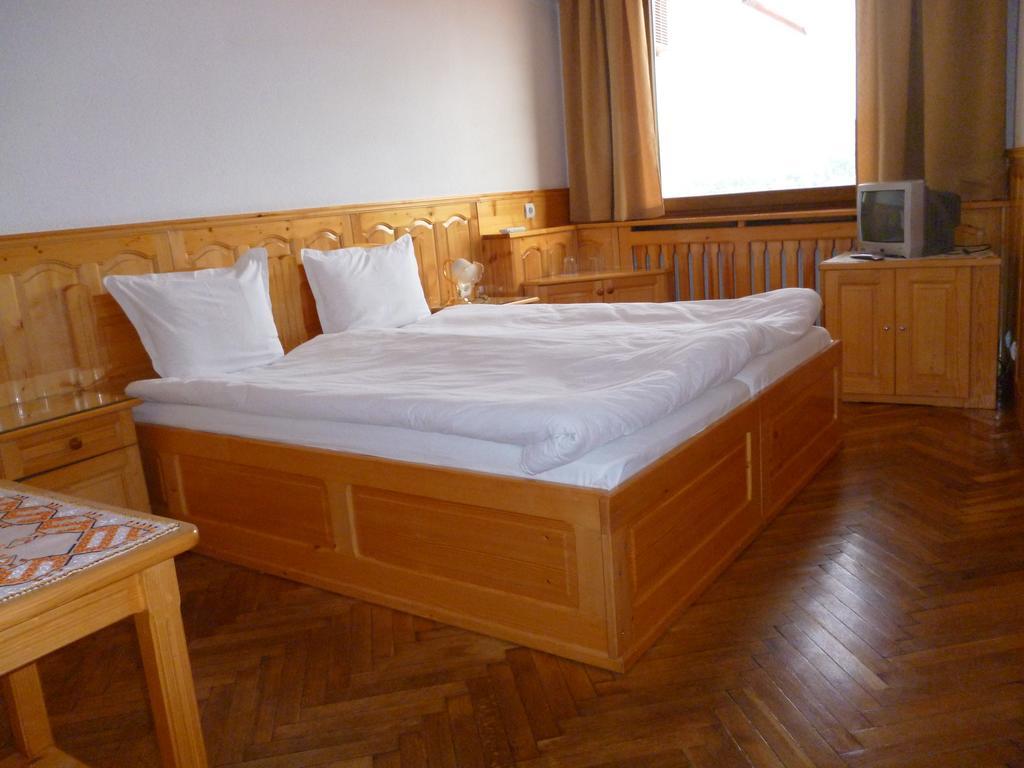 Hotel Comfort Veliko Tarnovo Bilik gambar